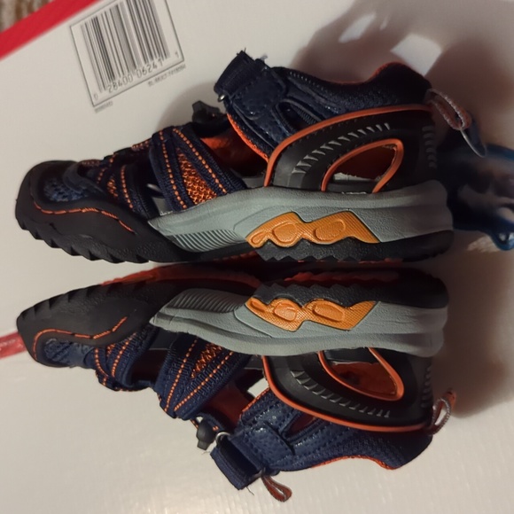 Jambu Piranha Sandals Boys Sz 9 NWT - Picture 3 of 7